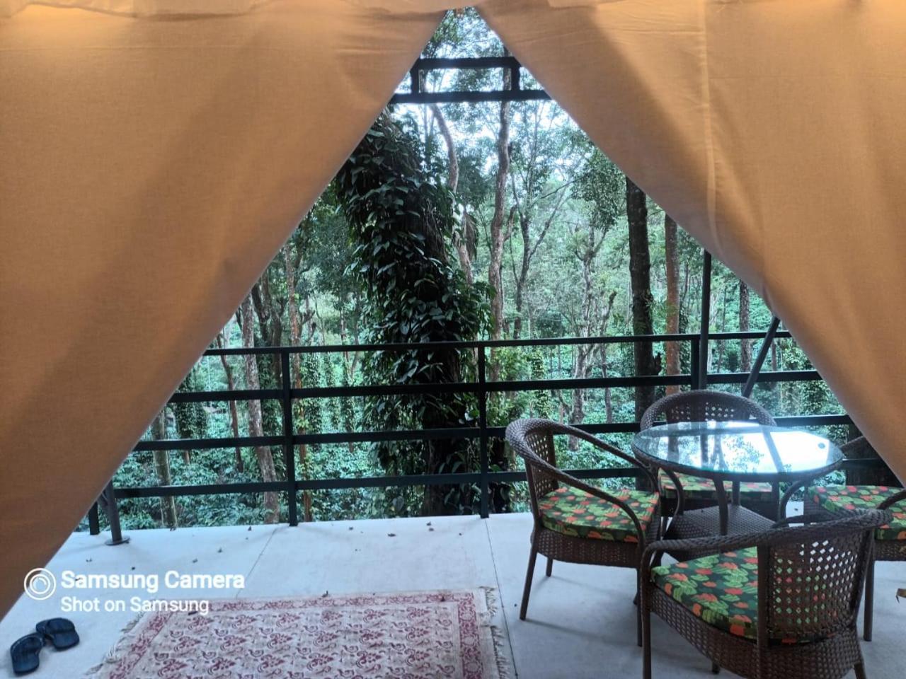 Devi Villa - Plantation Retreat And Forest Getaway Kutta エクステリア 写真