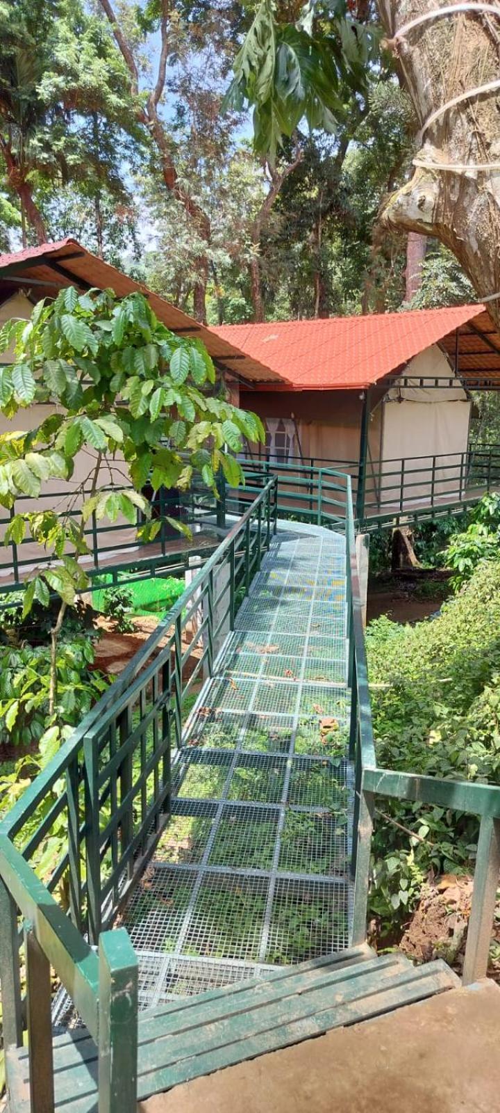 Devi Villa - Plantation Retreat And Forest Getaway Kutta エクステリア 写真